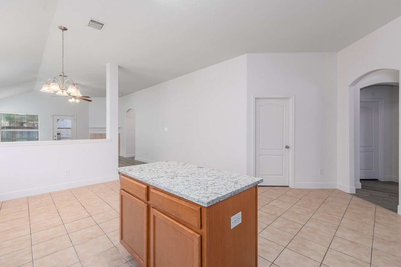 Photo - 21565 Duke Alexander Dr