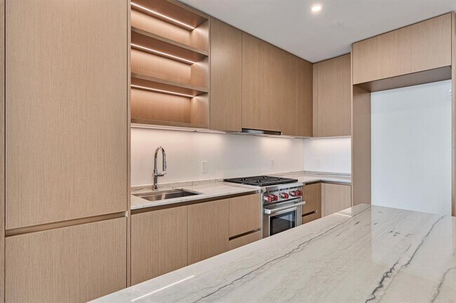 Photo - 610 Davis St Unit 4406