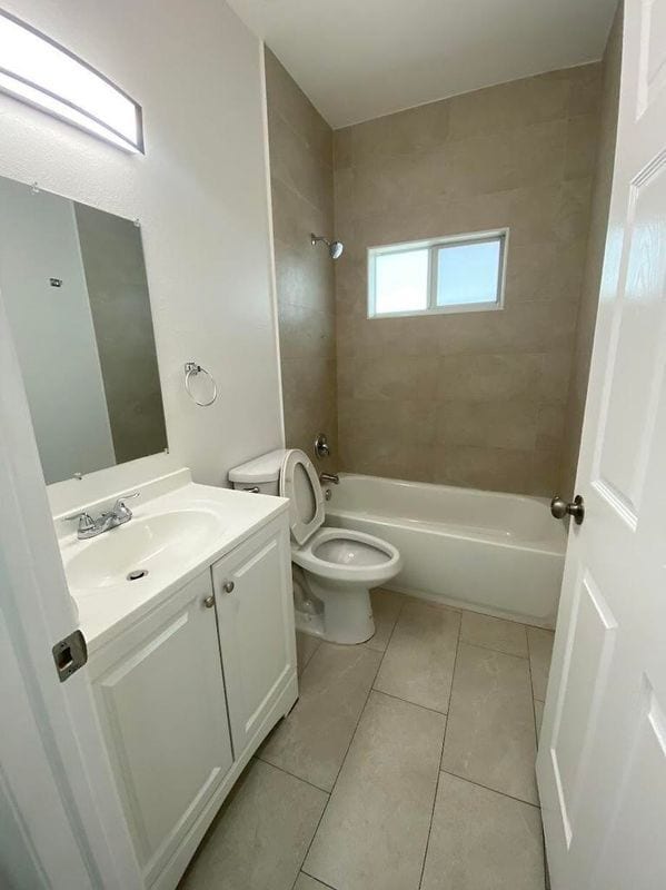 Photo - 2594 NW 20th St Unidad b