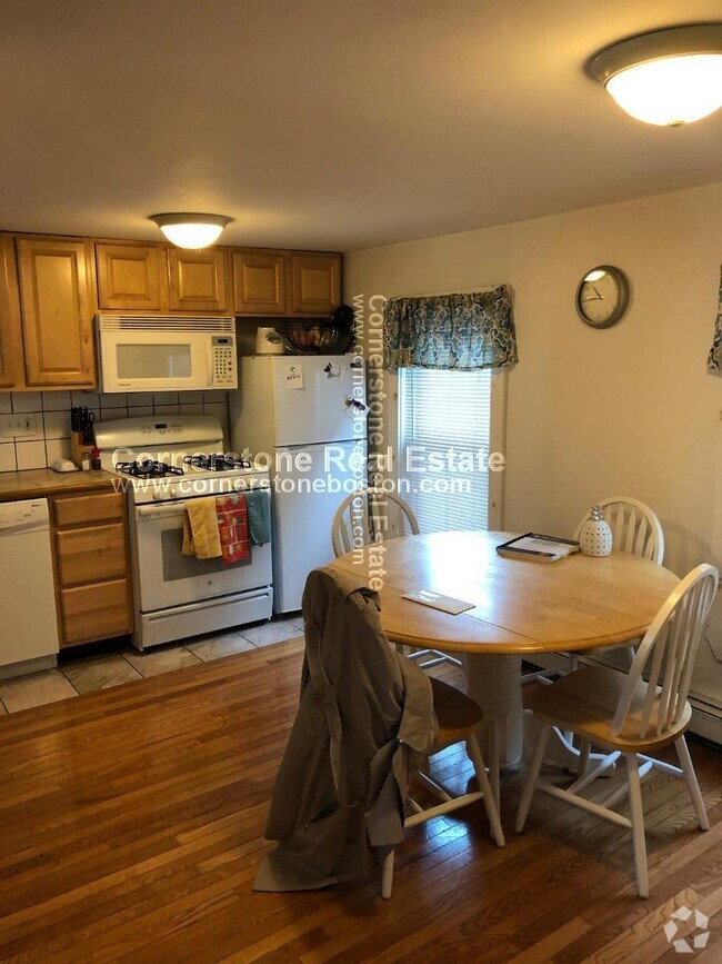 Building Photo - 65 Preble St Unit 2 Rental