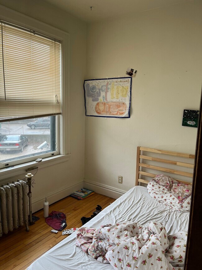 Photo - 612 Howard Plz