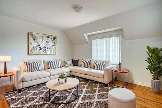 Photo - 2564 W 5th St Apartamento Unidad 2560 1/2