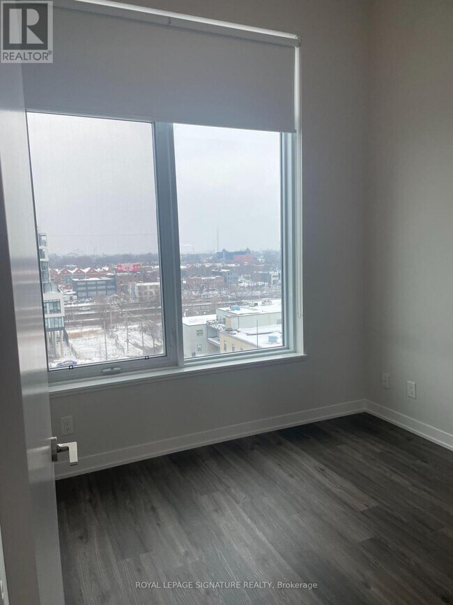 Photo - 25 Nicholas Ave Unité 704