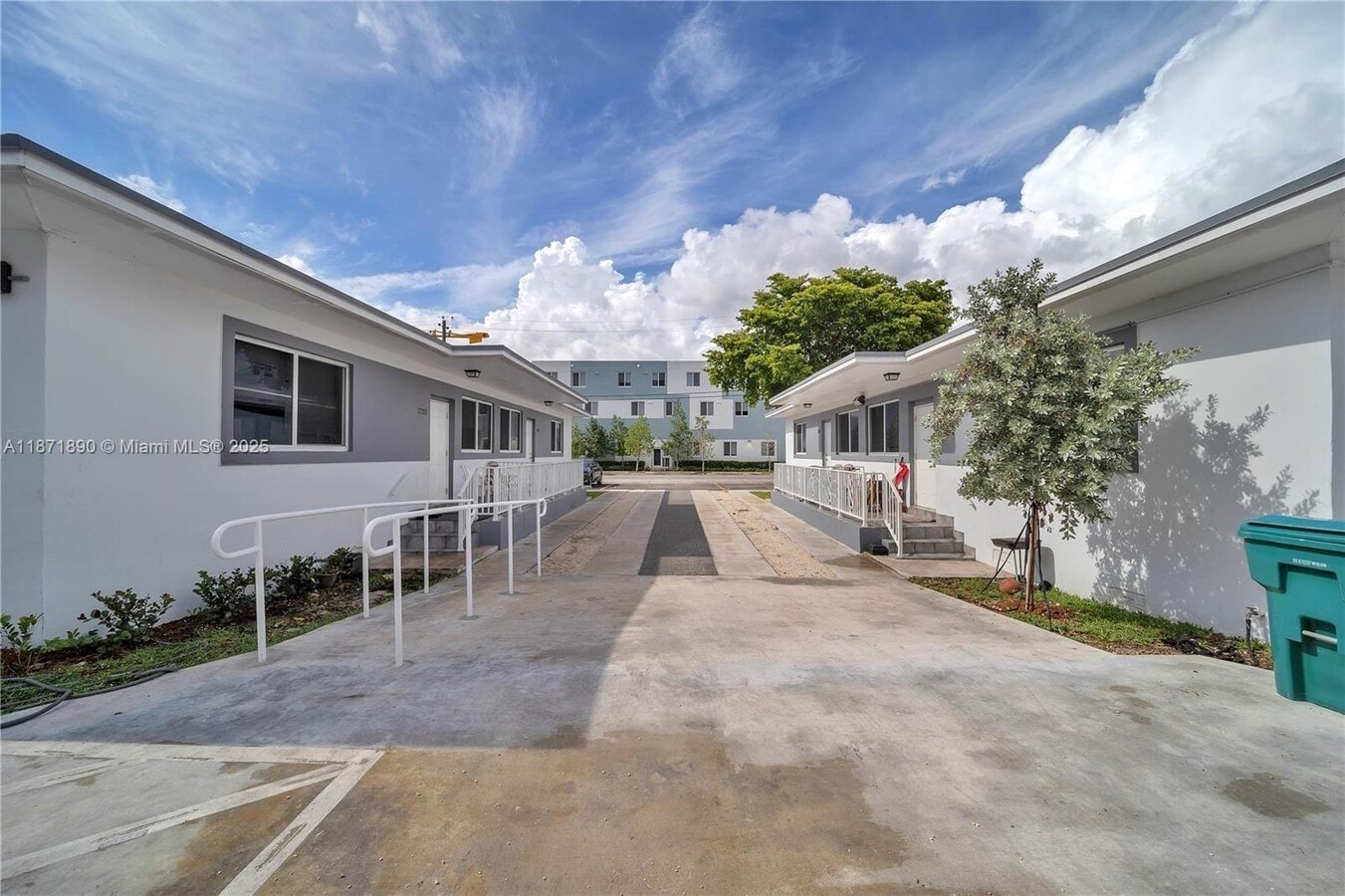 Photo - 3737 NW 20th Ave Unit 3737