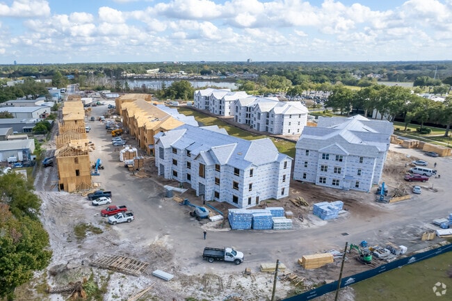 Building Photo - BLVD 2600