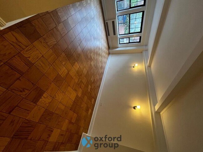 Building Photo - 1 bedroom in NEW YORK NY 10014 Unit 2G Rental