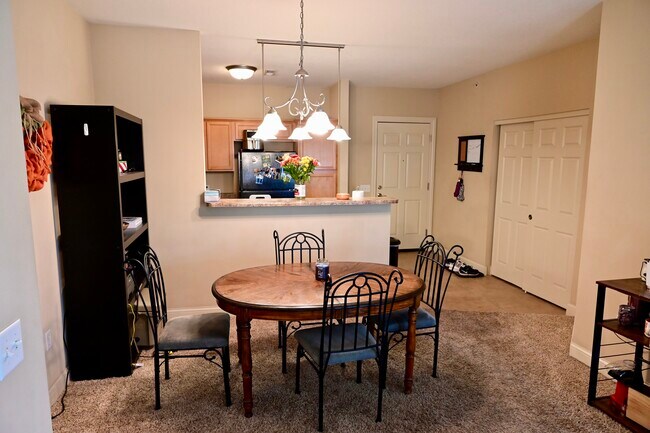 Photo - 624 Grandview Ct