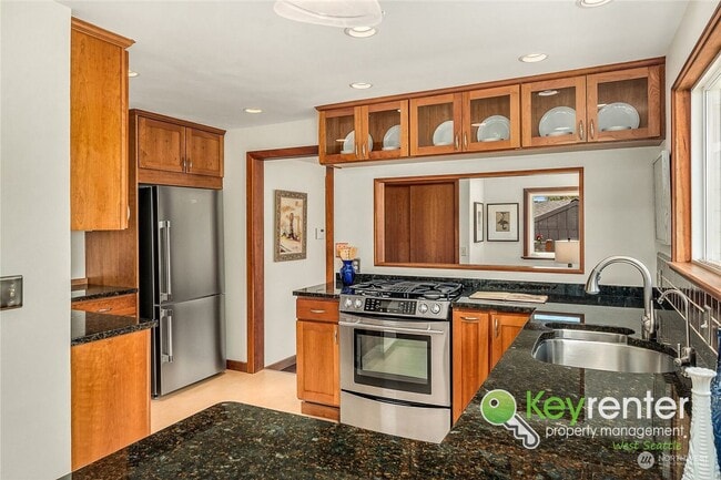 Photo - 4847 S Kenny St