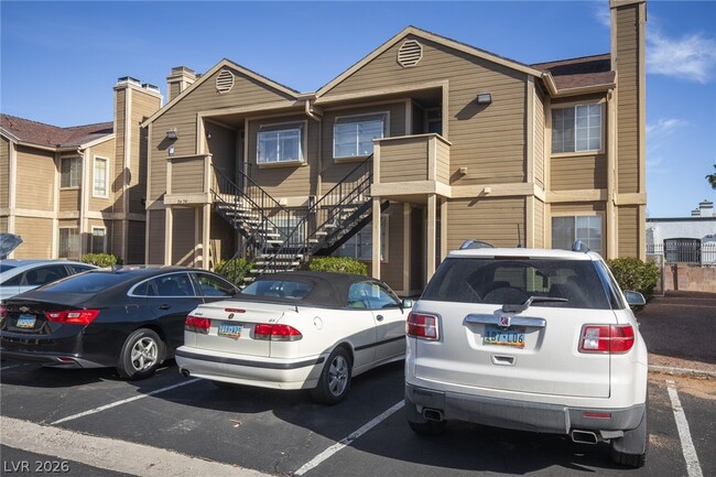 Photo - 2674 Bryandouglas Dr Unit B