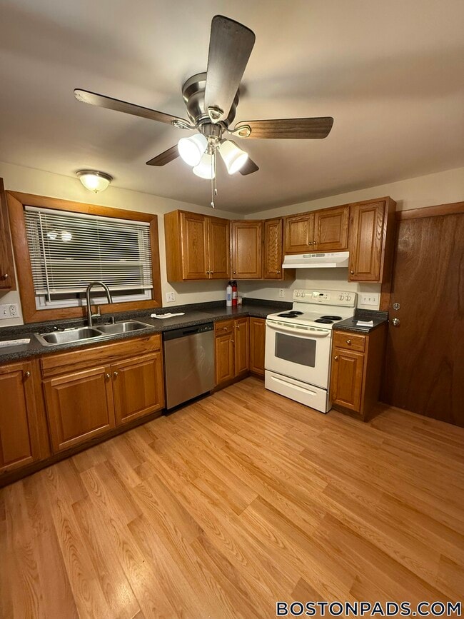 100 Readville St