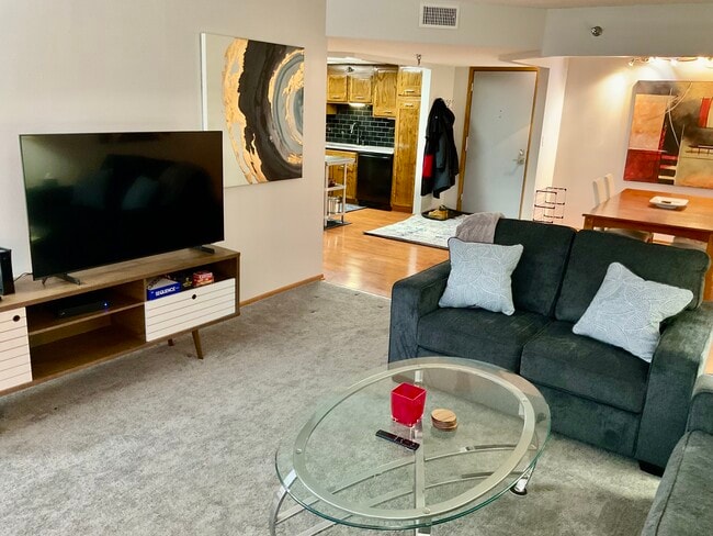 Photo - 2100 Valkyrie Dr NW