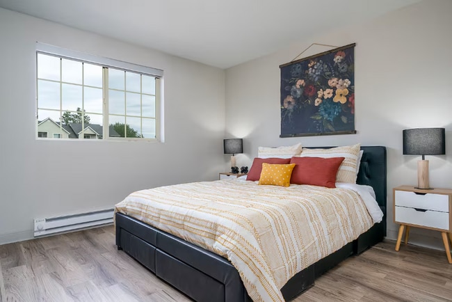 Photo - 1430 3rd Ave E Unidad 9