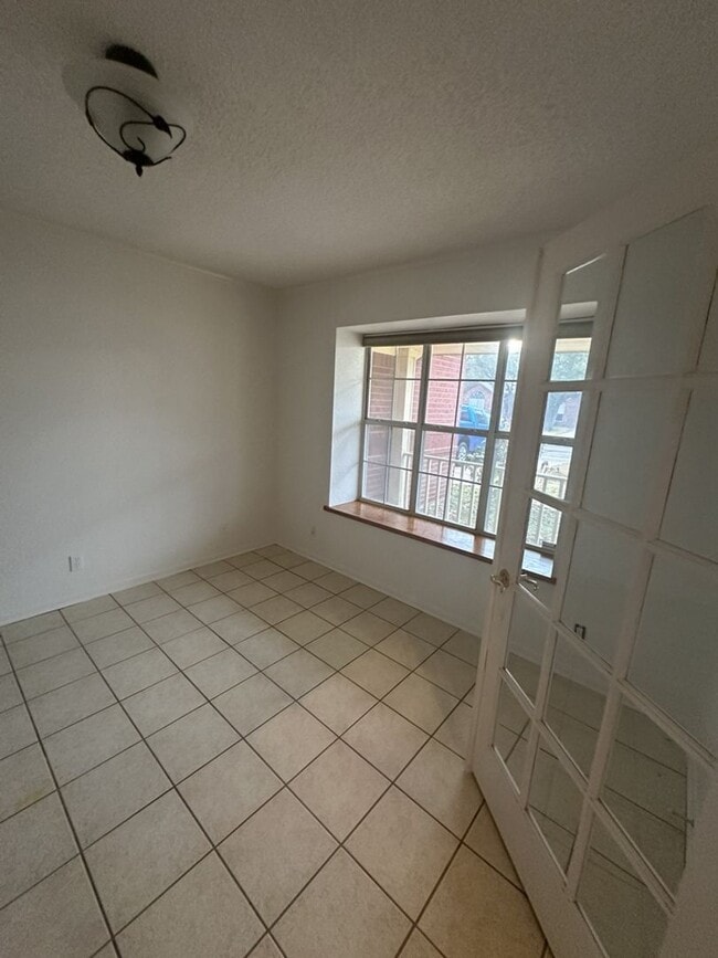 Photo - AVAILABLE NOW!!