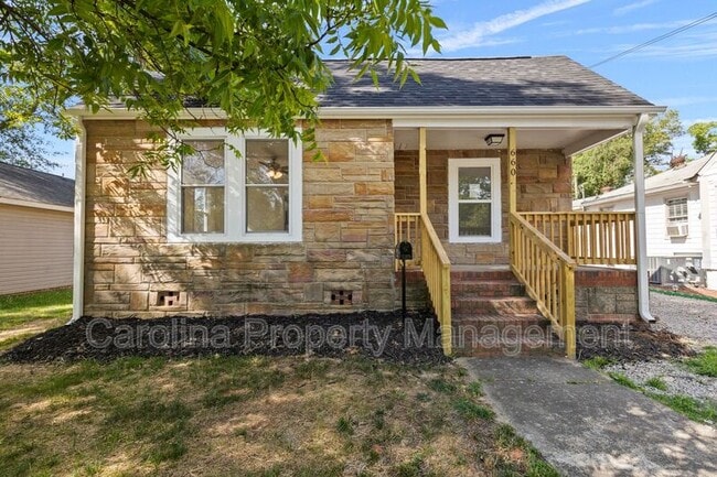 Photo - 660 Chestnut St