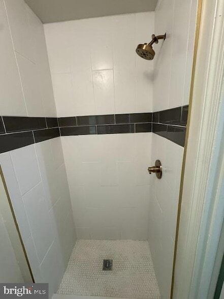 Photo - 47 W Highland Ave