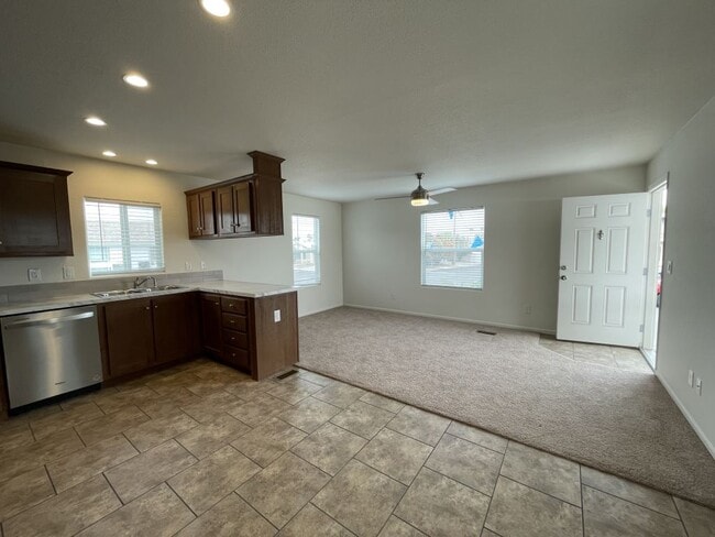 Photo - 10701 N 99th Ave