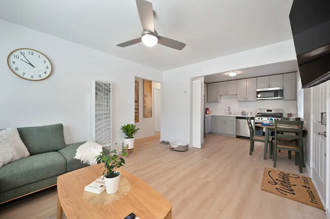 6431 Benning St Unit 6421