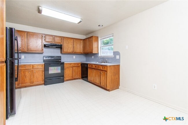 405 Deloris Dr