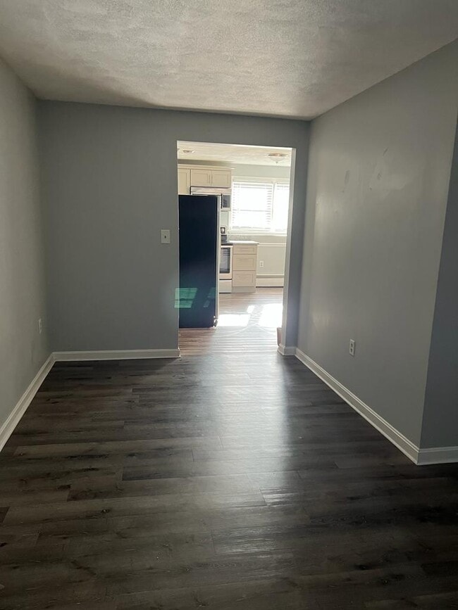 Photo - 422 Smithfield Ave