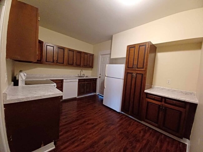 Building Photo - 1118 Revell Ave Unit 1118-1R