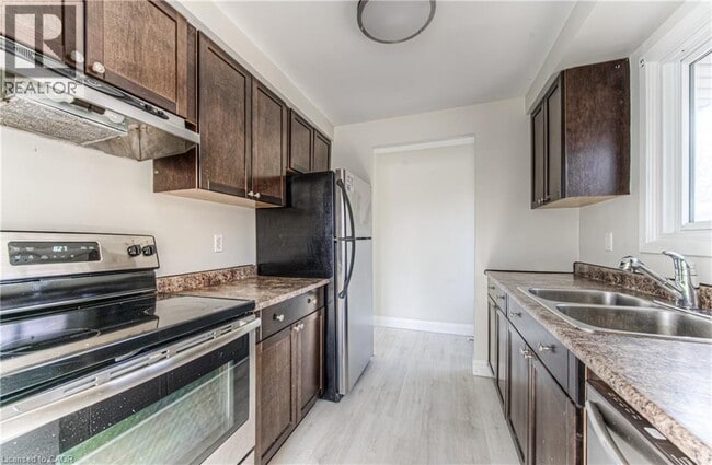 Photo - 511 Strasburg Rd Unité 1