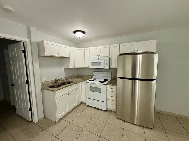 Photo - 8316 N 10th St