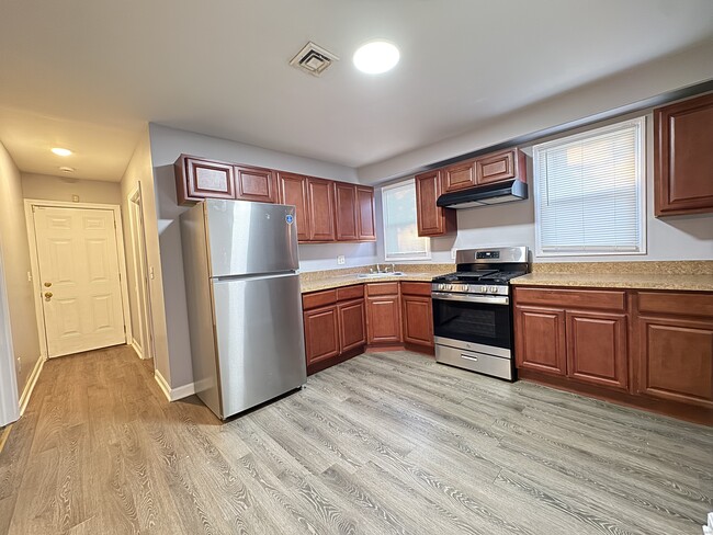 Photo - 53 Stevens St