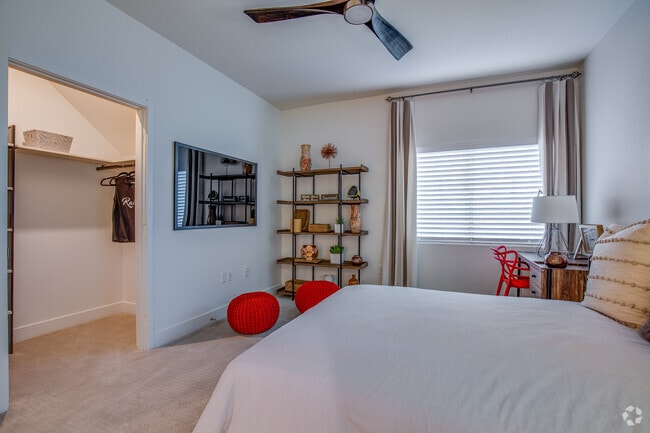 2 BR, 2 BA - 1,123 SF; C