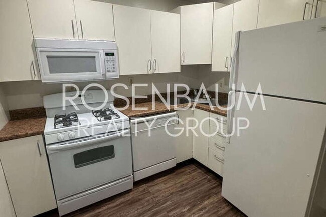 Photo - 770 N Dodge Blvd Unit 31