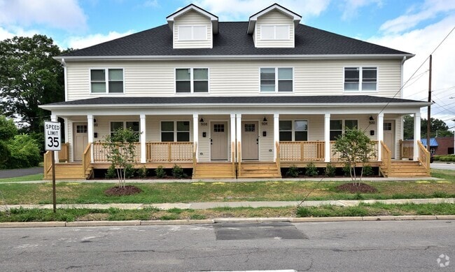 Building Photo - 500 Western Ave Rental