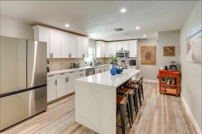 Photo - 2806 8th St