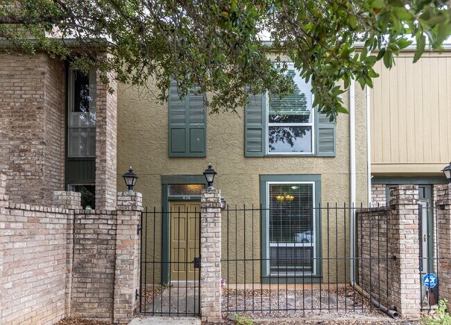 Building Photo - 3678 Hidden Dr Unit 406D Rental