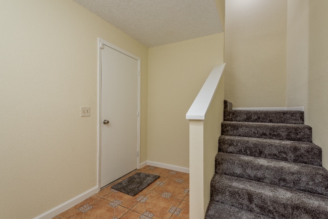 Photo - 2011 McMullen Ave