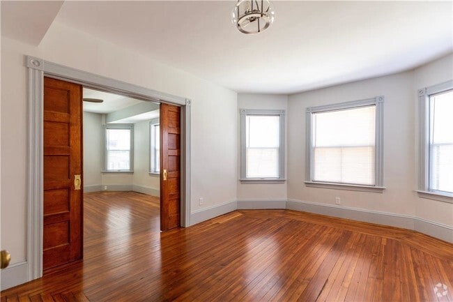 Building Photo - 174 Broadway Unit 1 Rental