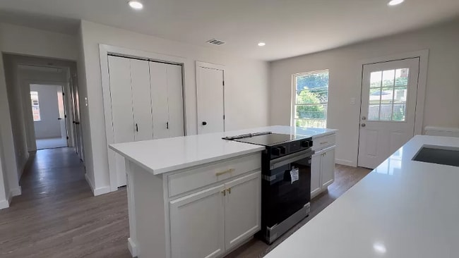 Photo - 10734 Coogan Dr