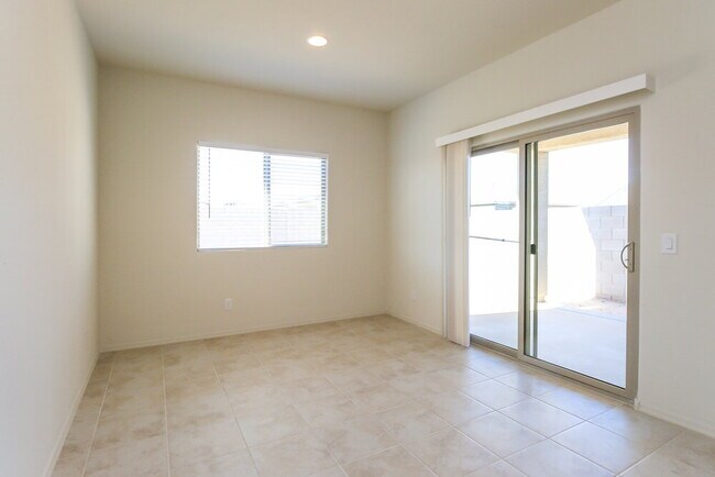 Photo - 18374 N Acacia Ave