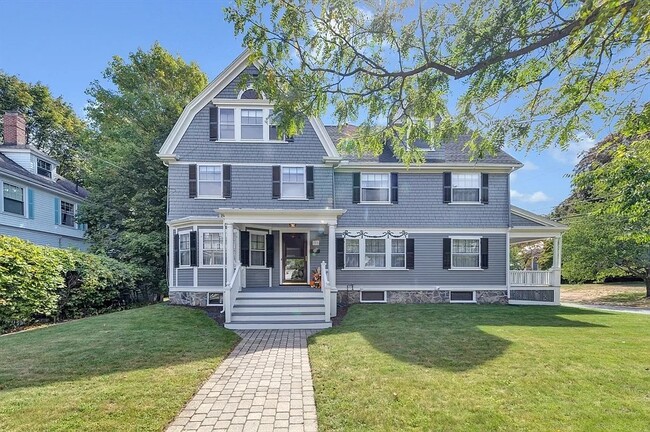 Photo - 112 Church St