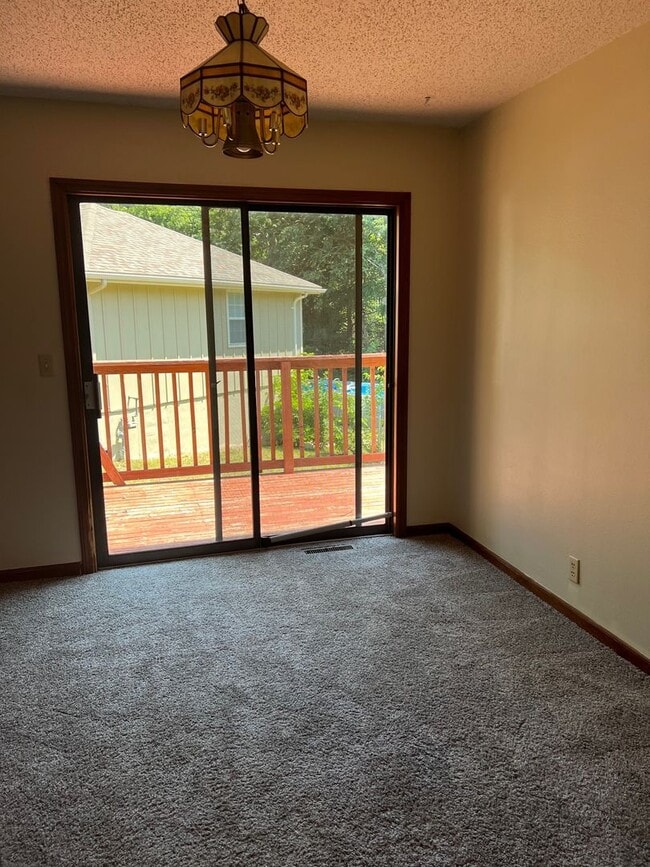 Photo - 130 SE 235th Rd Unit #1