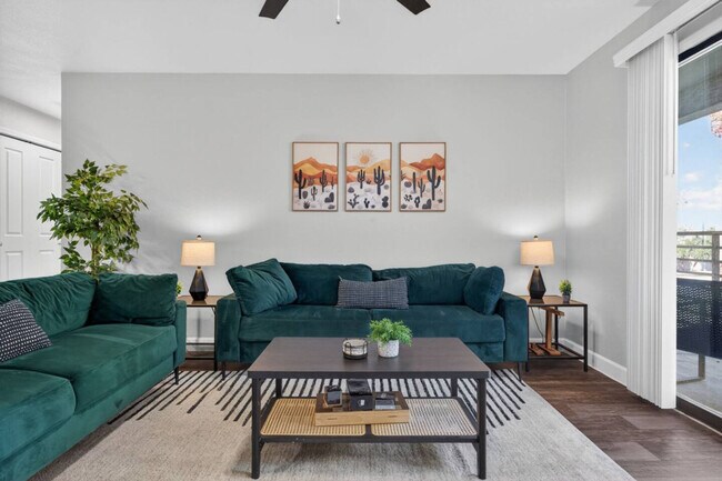 Building Photo - 15164 N 140th Dr Unit ID1370240P