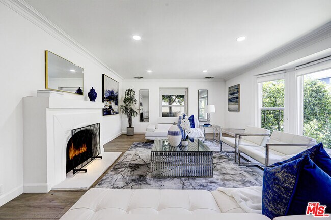 Photo - 344 S Camden Dr