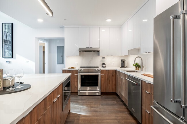 2BD, 2BA - 1,592SF - Kitchen