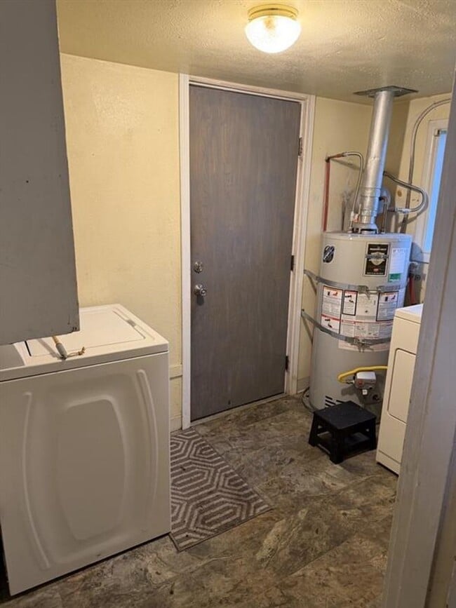 Photo - Fully Fenced 2 Bedroom 1 Bathroom House in Everson