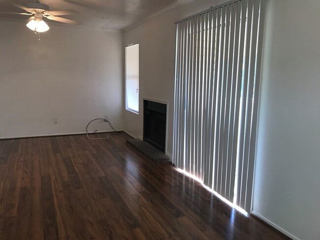 Photo - 2617PR Unit B