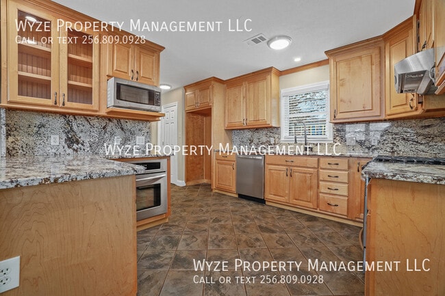 Photo - 2105 Manassas Dr SW