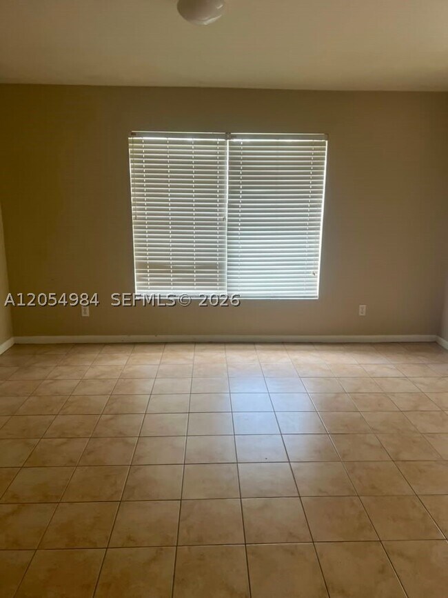 1104 SE 24th Ave Unit 1104