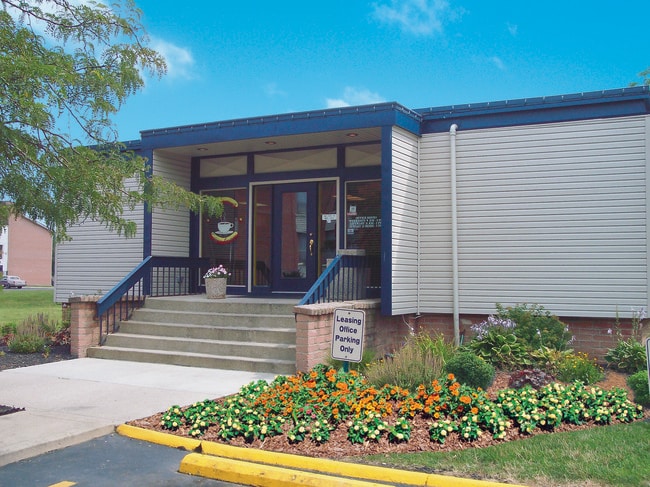 Photo - Woodcrest Apartment at 4388