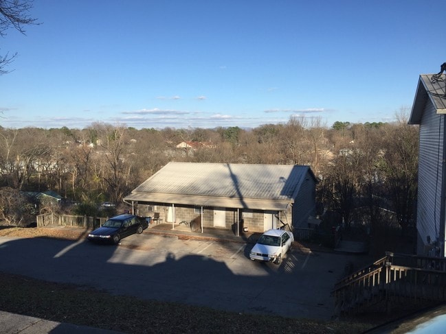 306 Page St 6 Units - Gateway Dalton