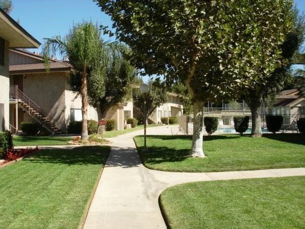 Brookside Palms Apartments