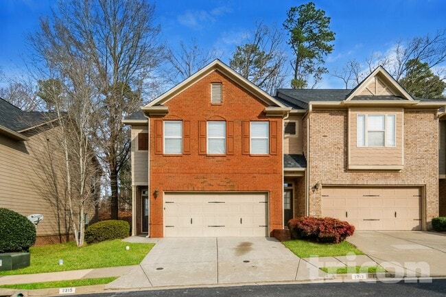 Building Photo - 2215 Oakland Downs Way