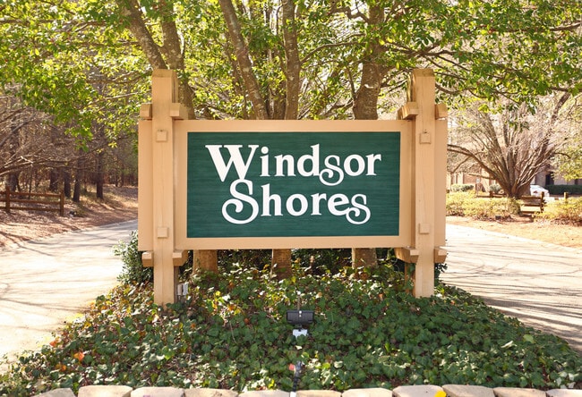 Windsor Shores Apartments